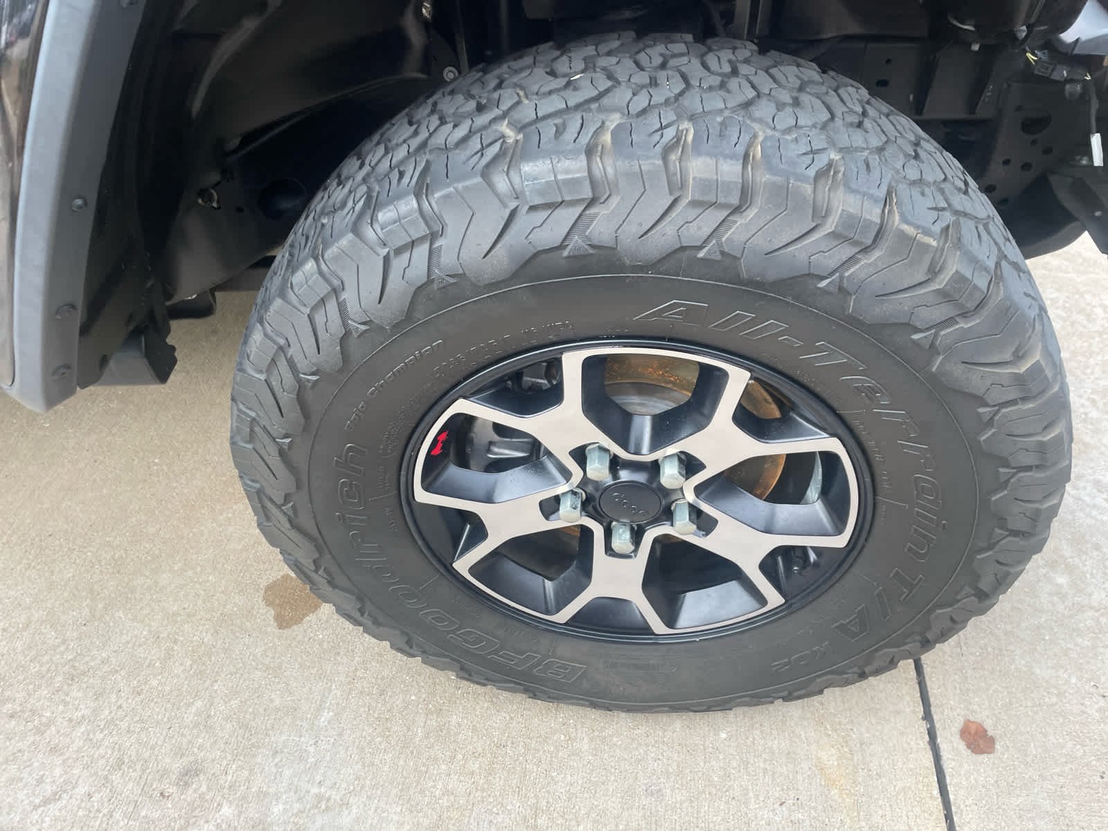 Used 2019 Black Clearcoat Jeep Rubicon image 4