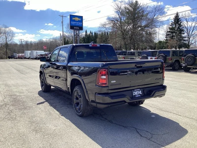New 2026 Diamond Black Crystal Pearl-Coat Exterior Paint RAM Big Horn/Lone Star image 5