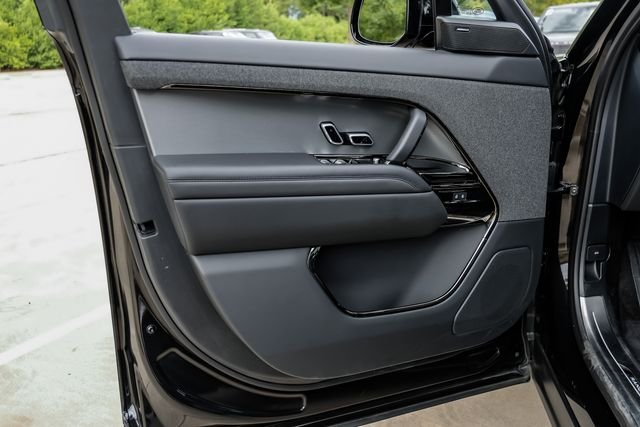 Used 2025 Black Land Rover SE image 47