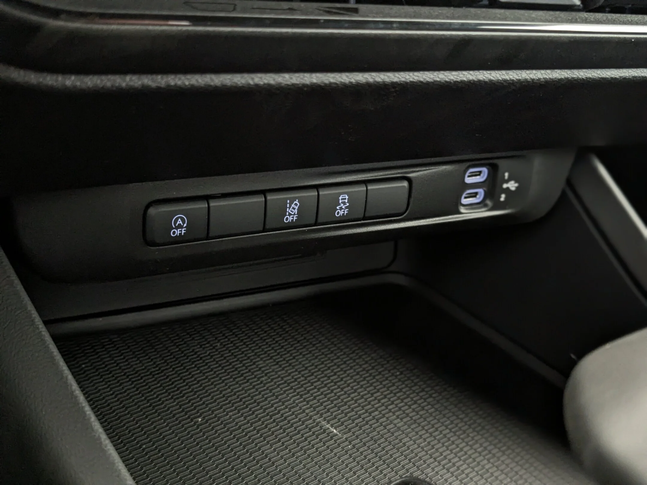 New 2026 Black Dodge R/T - - Blacktop Pkg - 20 Black Wheels - Sport Suspension - Adaptive Cruise & More! image 20