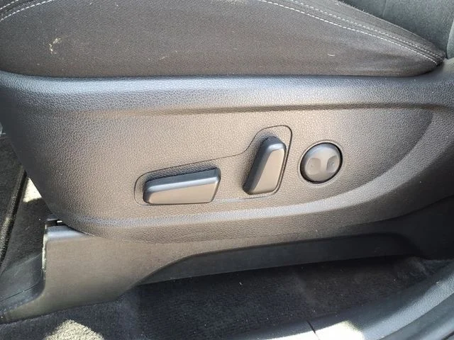 Used 2021 White Hyundai SEL image 34