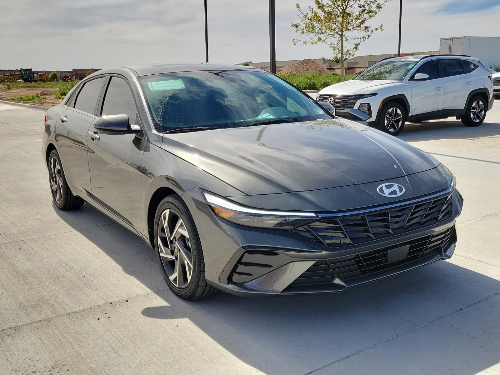 New 2026 Amazon Gray Hyundai Limited (IVT) 4dr Sedan image 6