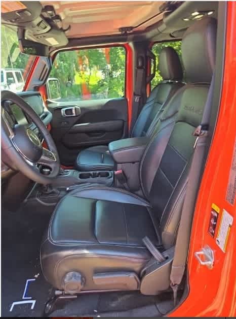 Used 2023 Punkn Metallic Clearcoat Jeep Sahara image 17