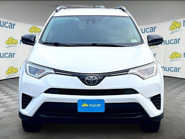 Used 2018 Super White Toyota LE image 3