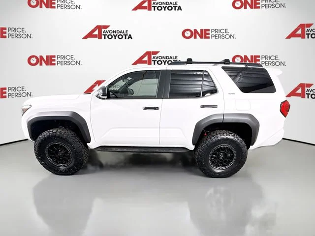 New 2026 White Toyota SR5 image 4