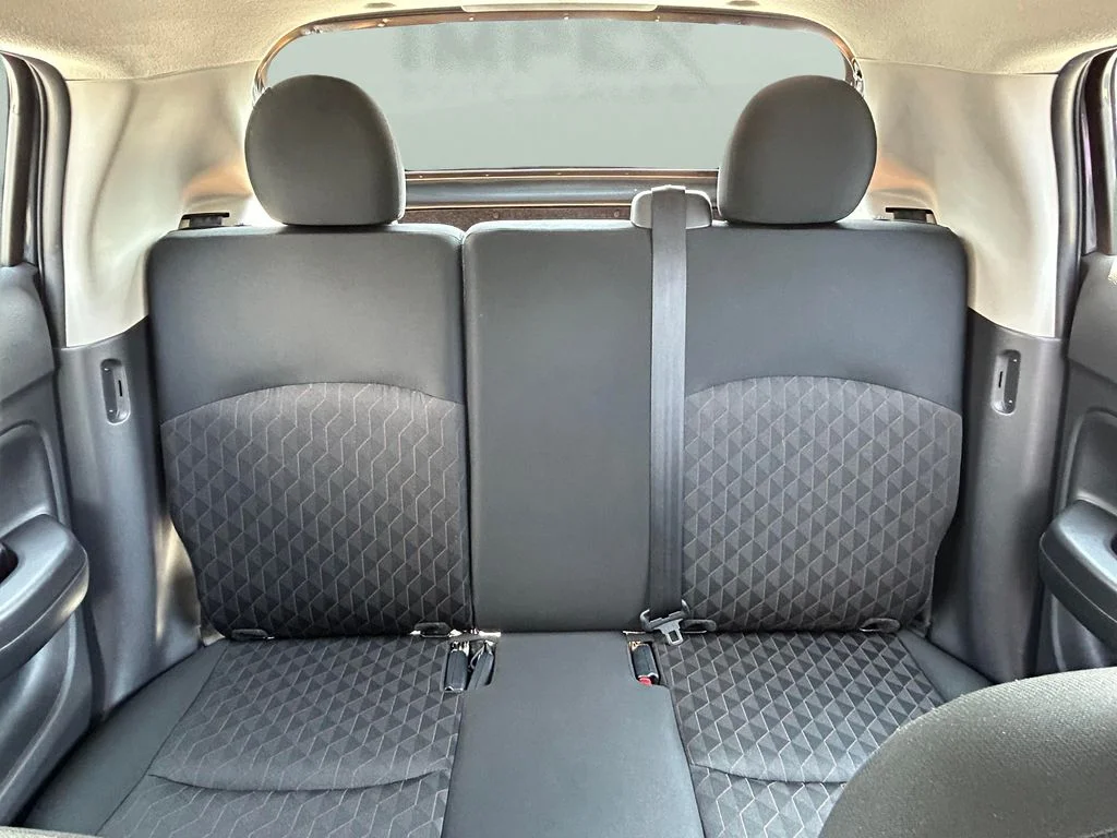 Used 2024 Gray Mitsubishi ES image 24