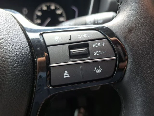 Used 2025  Honda Touring image 18