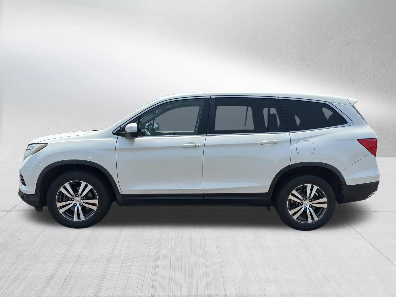 Used 2016 White Honda EX-L image 4