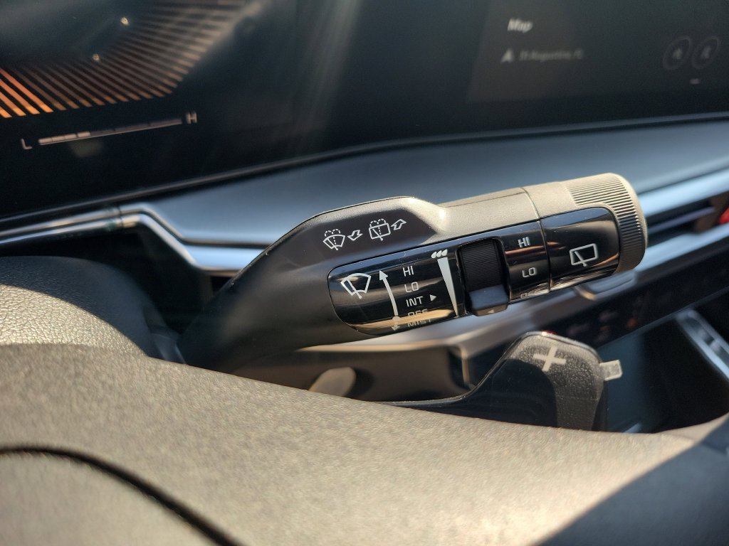 New 2026 Steel Gray Kia EX image 31