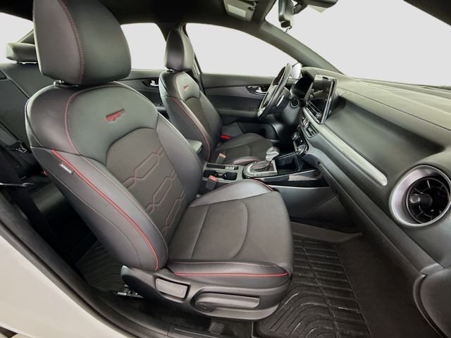 2023 Kia Forte GT - Photo 26