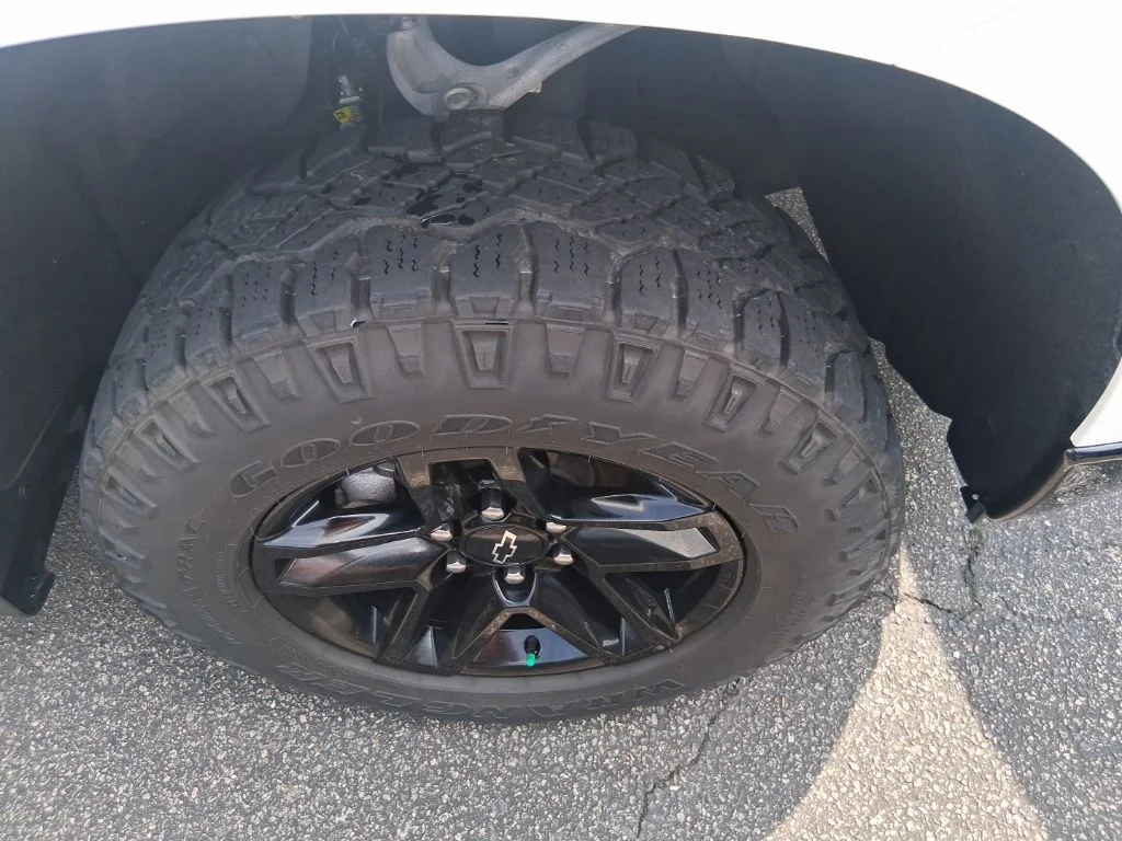 Used 2022 White Chevrolet LT Trail Boss image 4