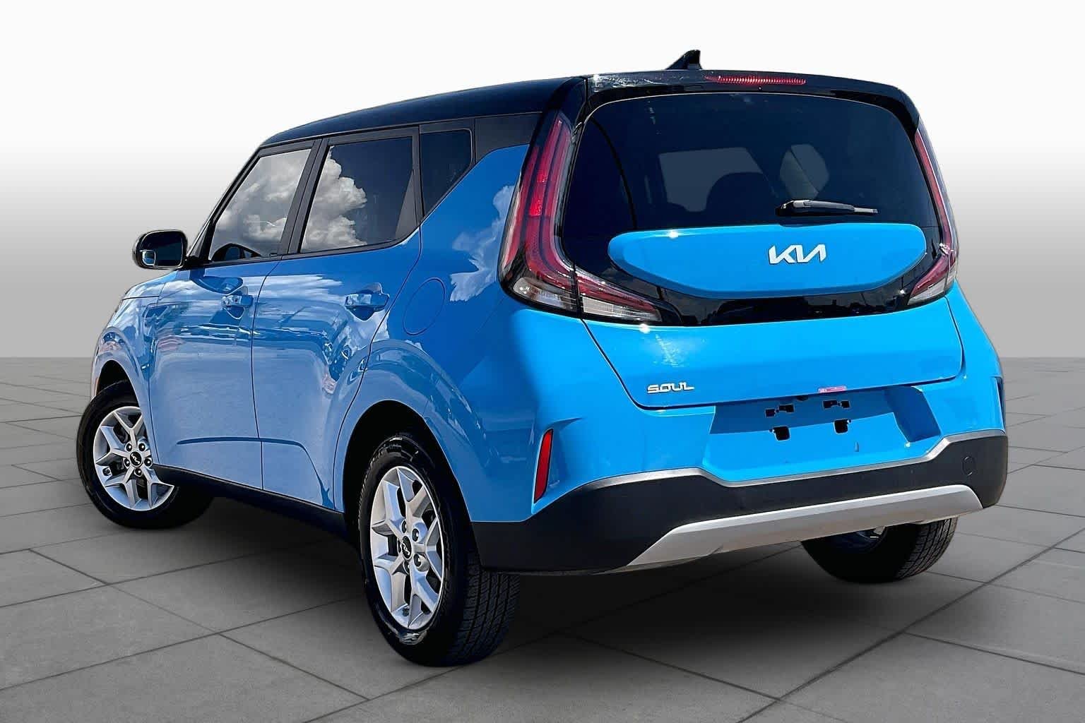 Used 2025 Surf Blue w/Black Roof Kia S image 11