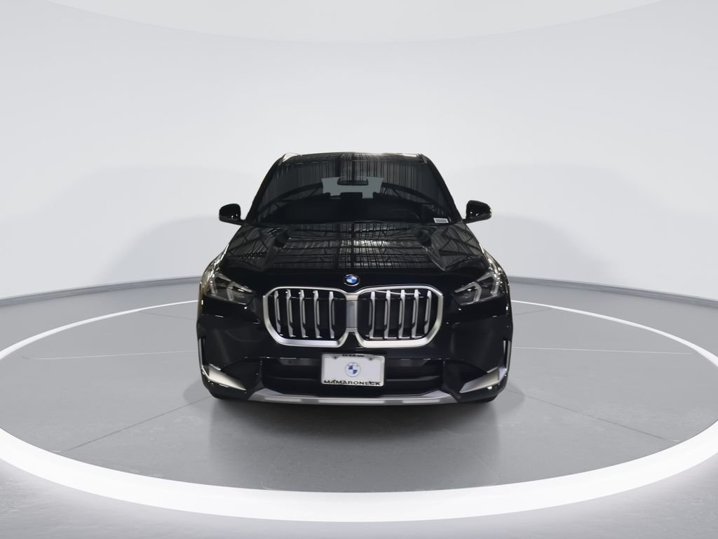 Used 2026 Black BMW xDrive28i image 3