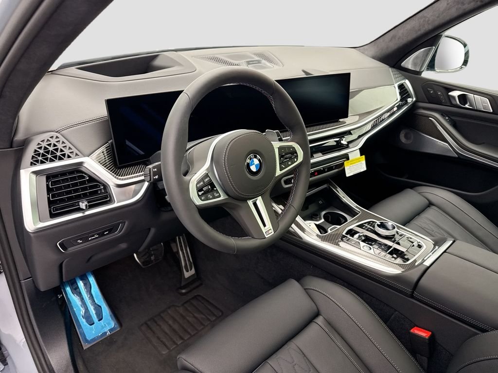 New 2027 Gray Metallic BMW M60i image 9