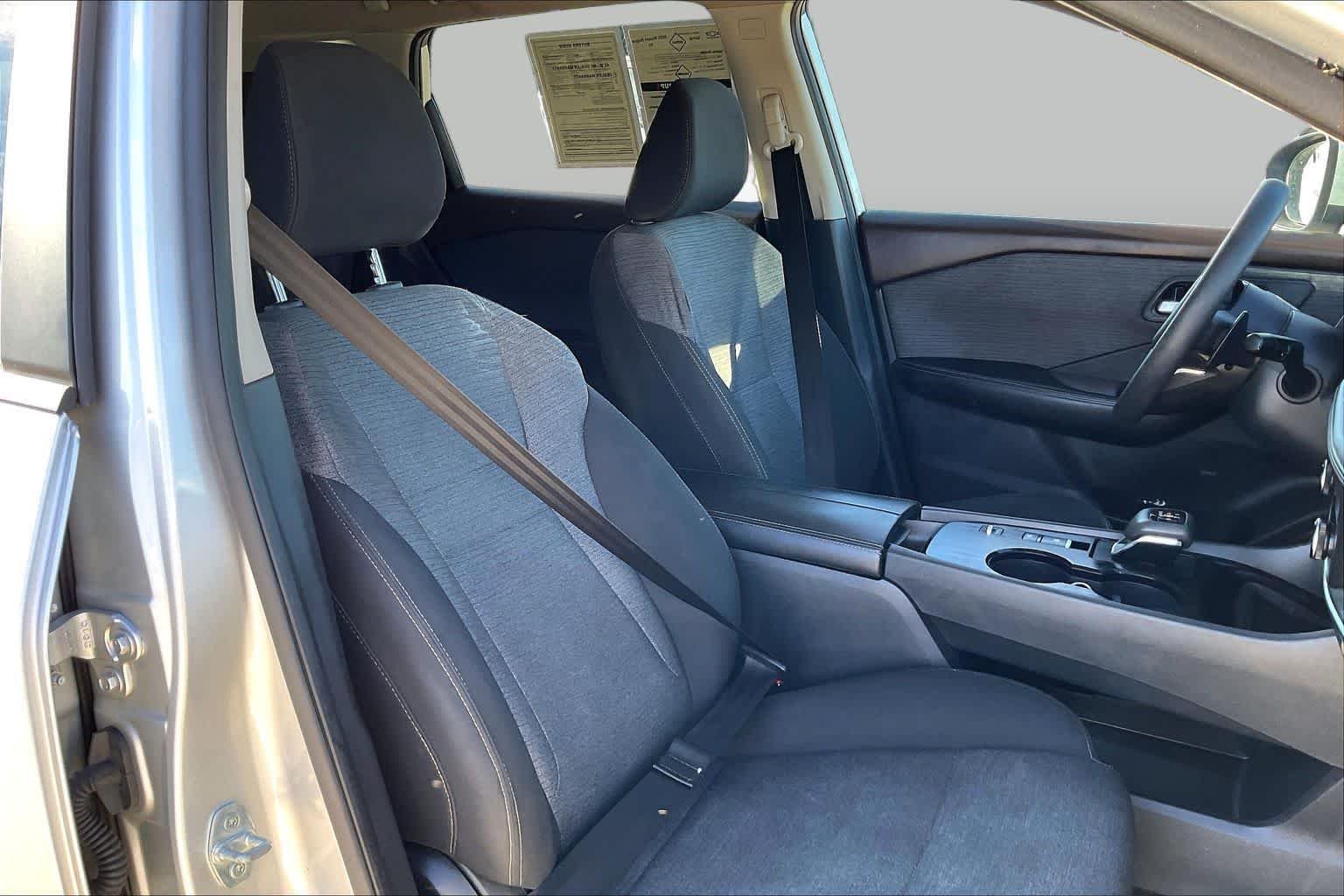 Used 2023 Brilliant Silver Metallic Nissan SV image 9