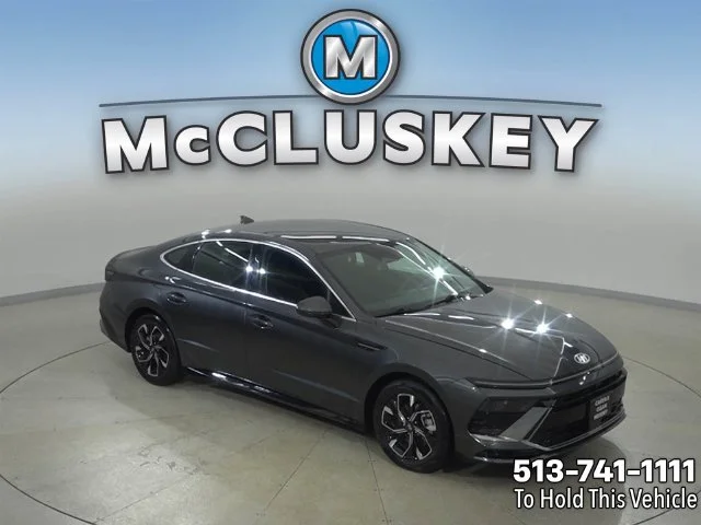 Used 2024 Gray Hyundai SEL image 25