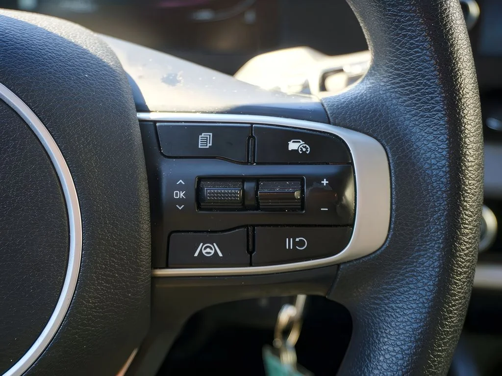 2023 Kia Sportage LX - Photo 22