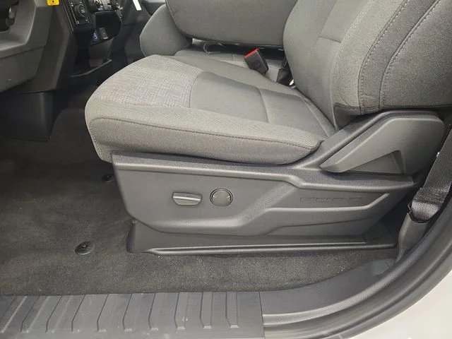 New 2026 Oxford White Ford F-250® XLT image 39