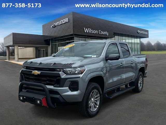 Used 2025 Gray Chevrolet LT image 1