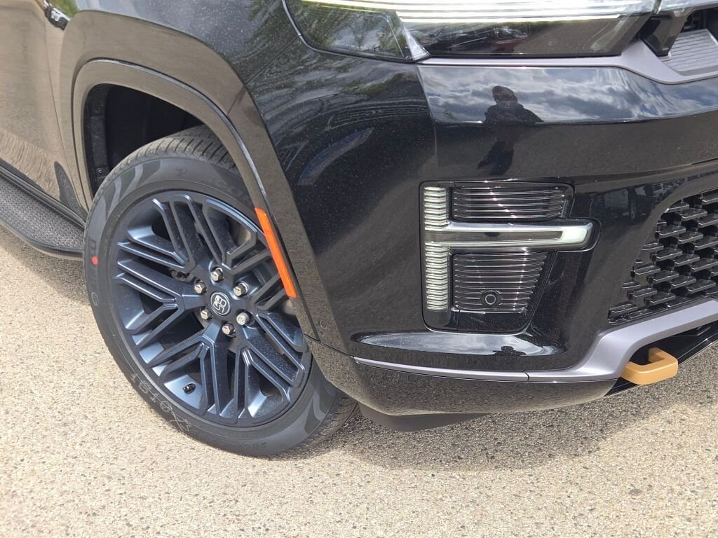 New 2026 High Gloss Black Exterior Paint Jeep  image 5