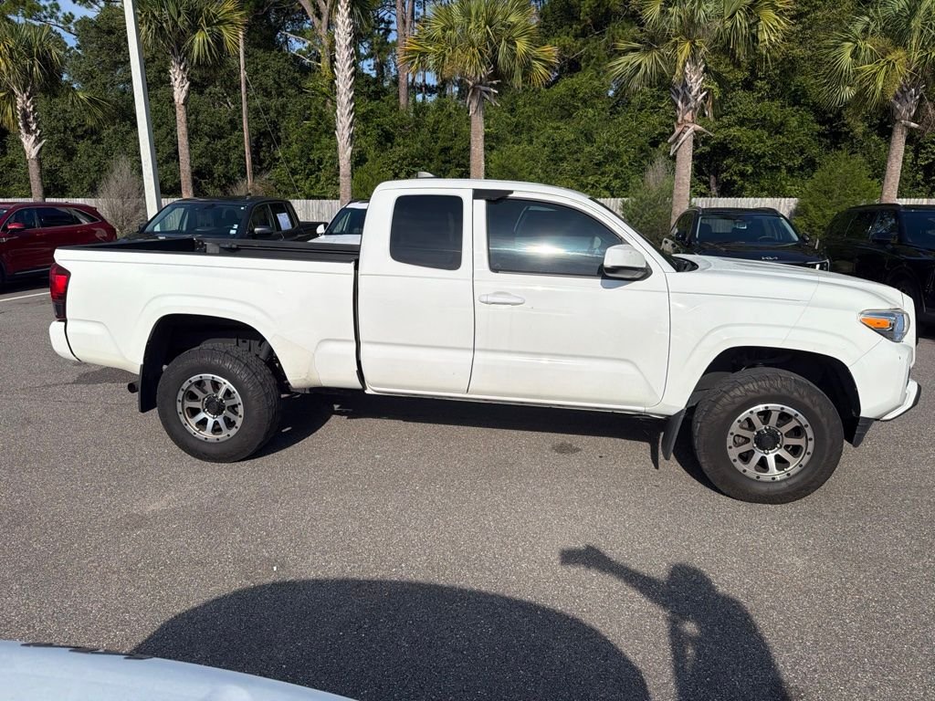 Used 2020 White Toyota SR image 3