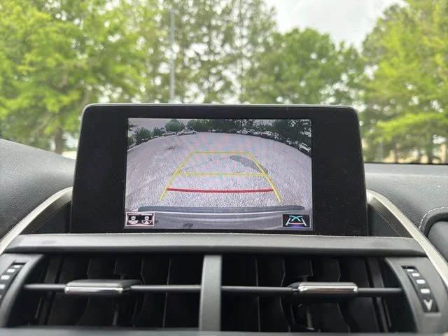 Used 2018 Silver Lexus 300h image 17