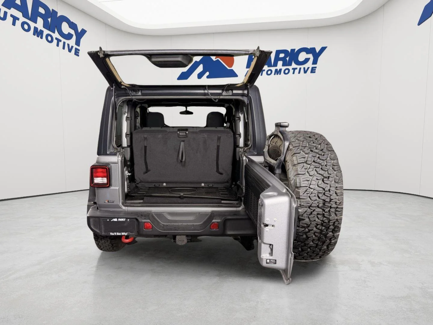 Used 2021 Billet Silver Metallic Clearcoat Jeep Rubicon image 5