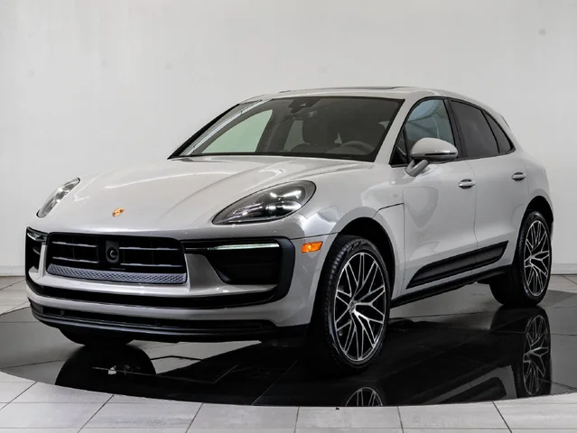 2026 Porsche Macan 