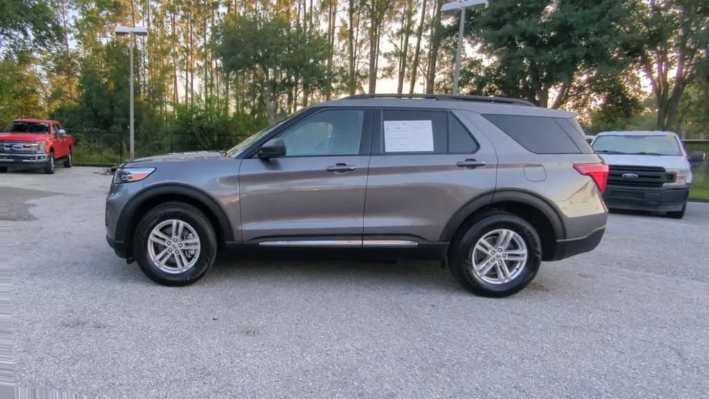 Used 2023 Carbonized Gray Metallic Ford XLT image 13