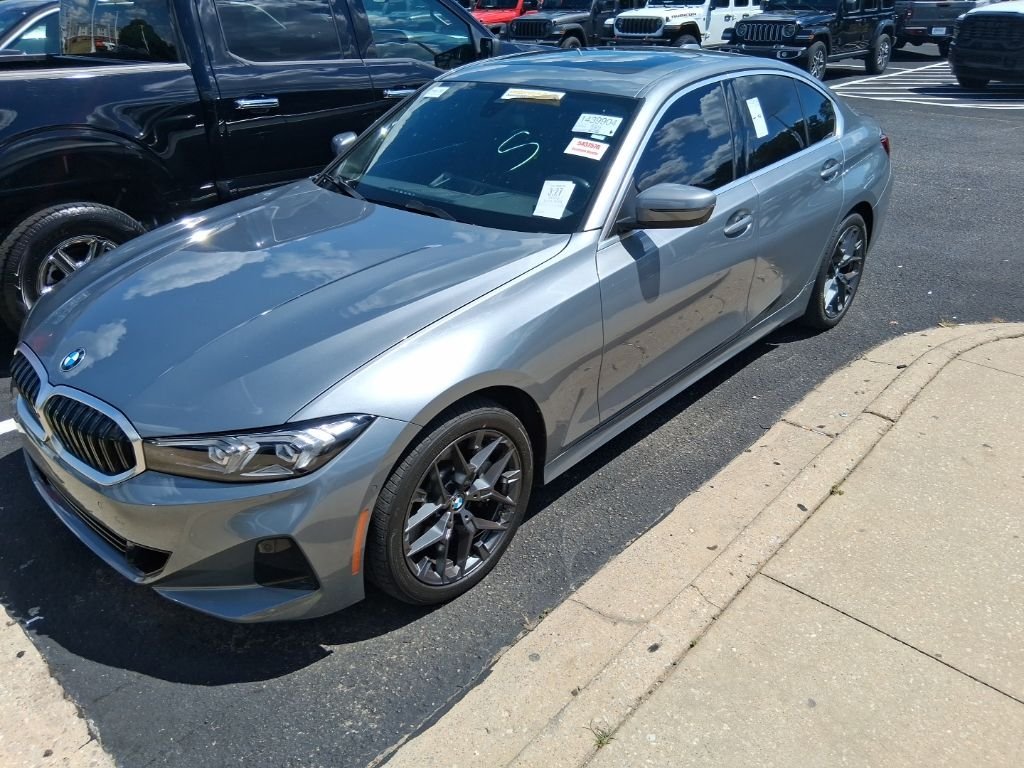 Used 2025 Gray BMW 330i image 2