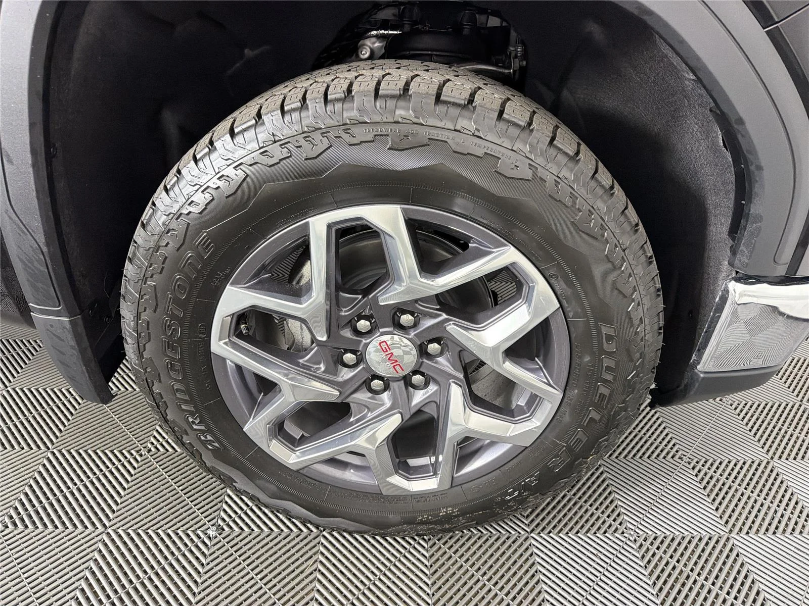 New 2026 Onyx Black GMC SLT image 10