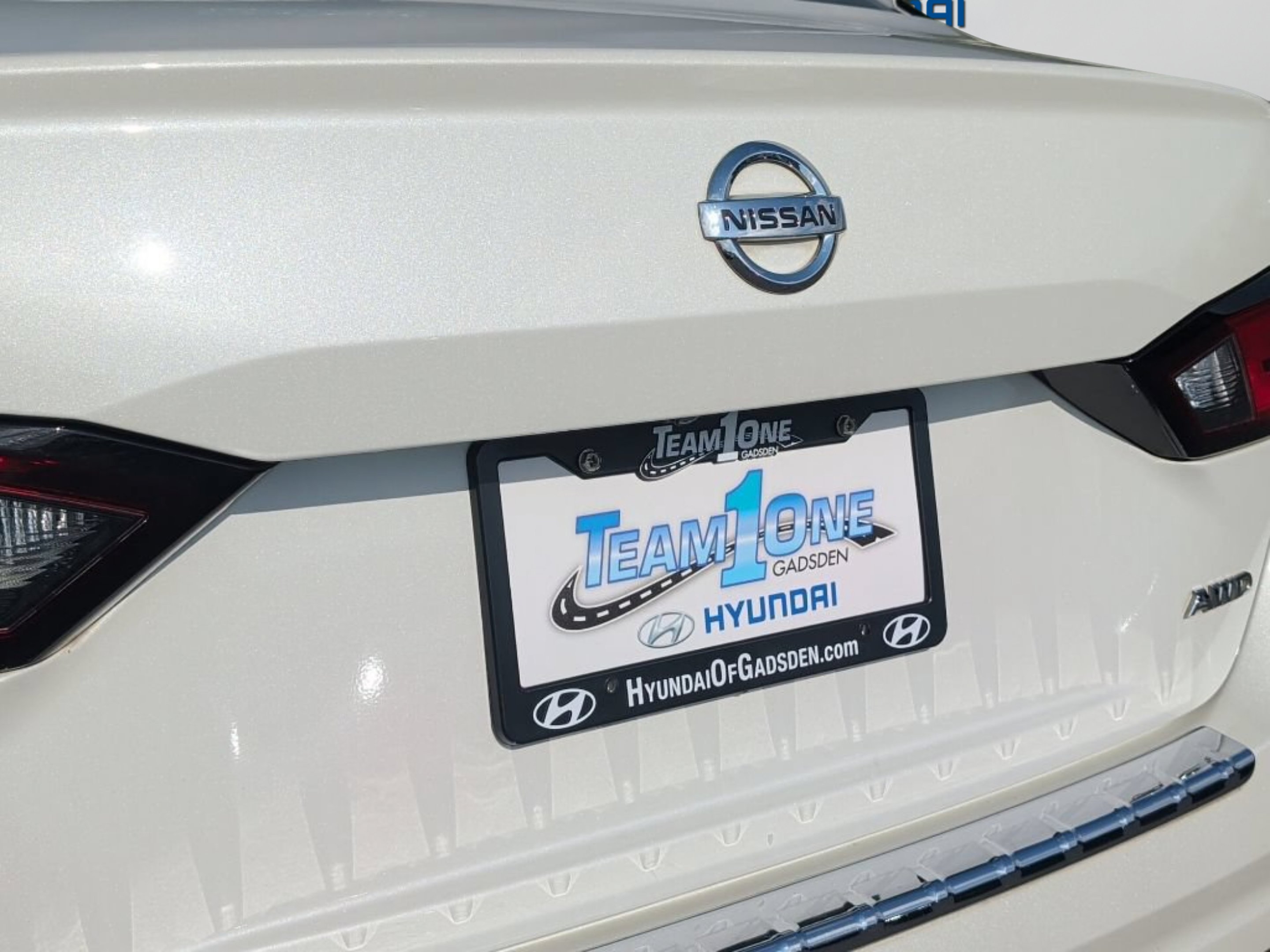 Used 2022 Pearl White Tricoat Nissan 2.5 SV image 15