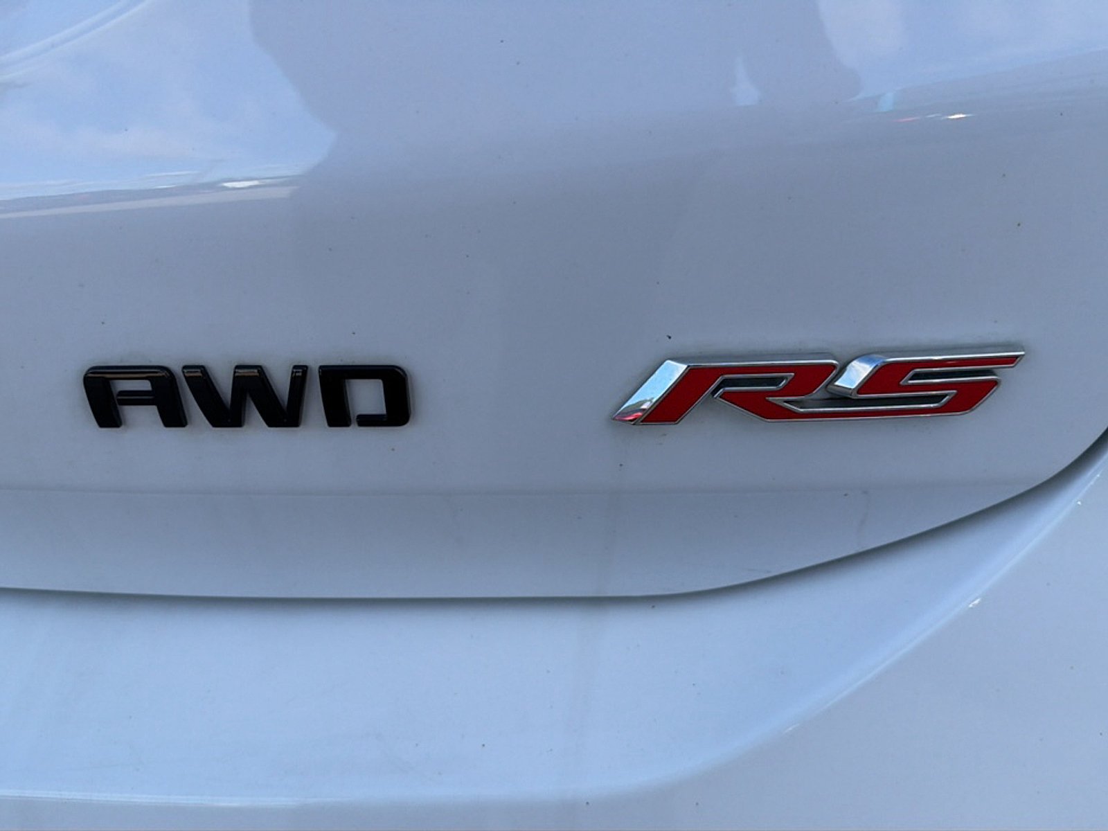 Used 2023 Summit White Chevrolet RS image 46