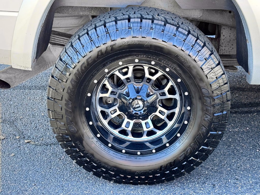 Used 2012 Silver Ram Laramie image 15