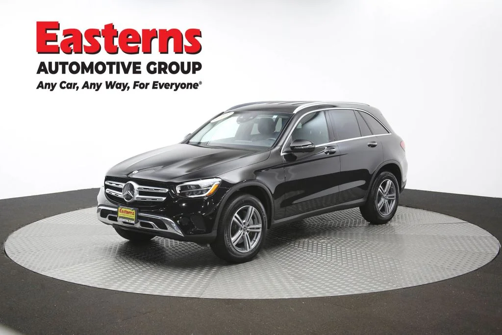 Used 2021 Black Mercedes-Benz GLC 300 image 57