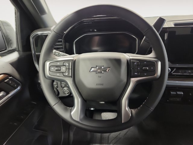 New 2026 Summit White Chevrolet RST image 12