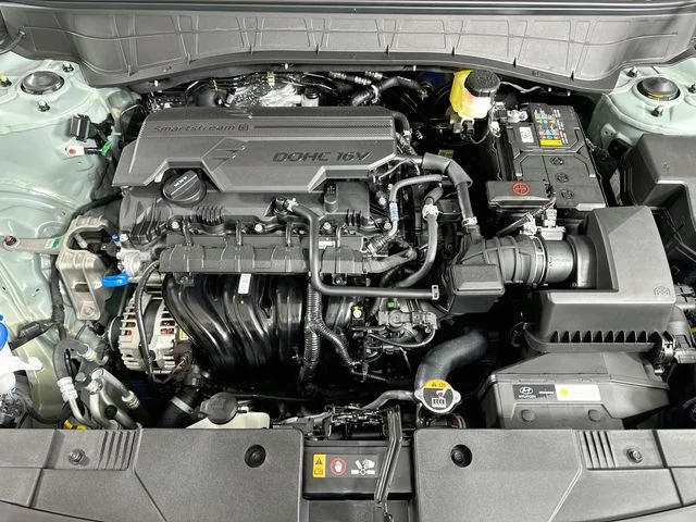 New 2027 Hyundai KONA SE