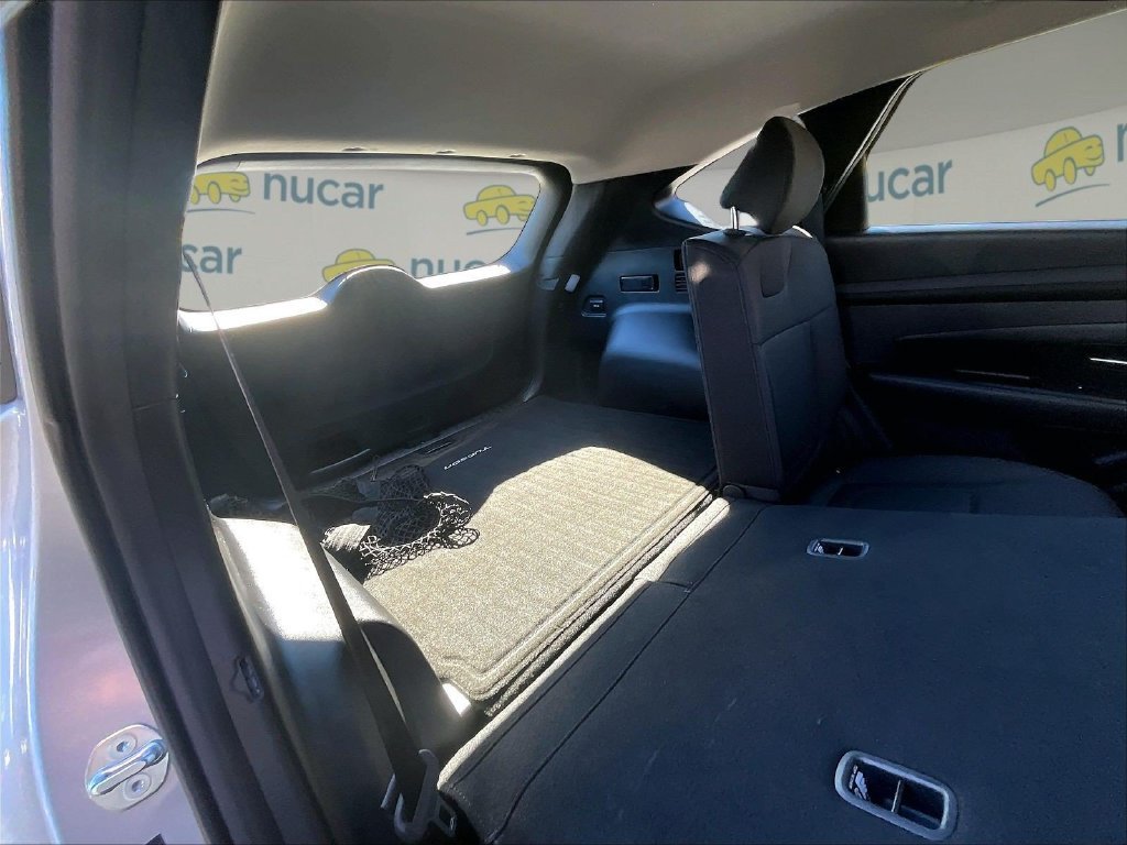 Used 2025 Silver Hyundai SE image 16