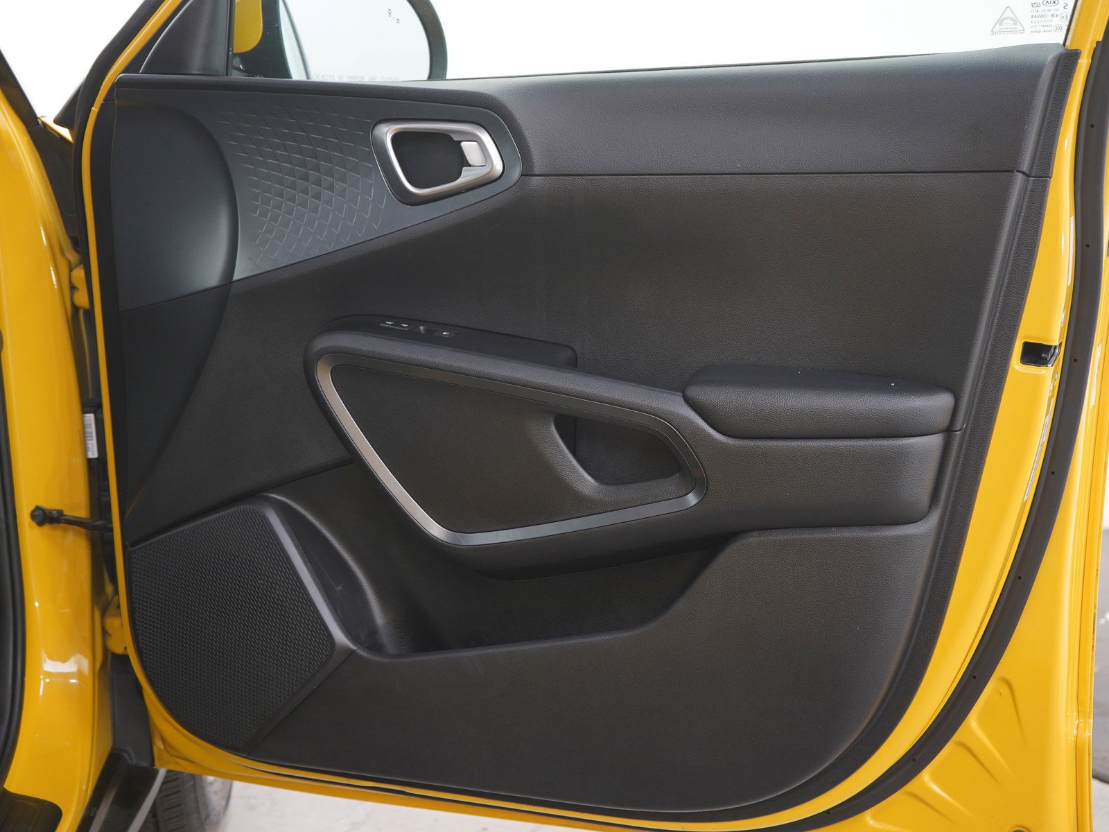 Used 2020 Solar Yellow Kia S IVT image 11