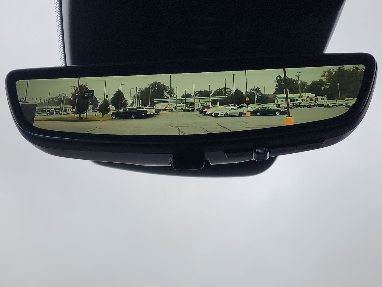 New 2026 Sterling Metallic GMC Elevation image 28