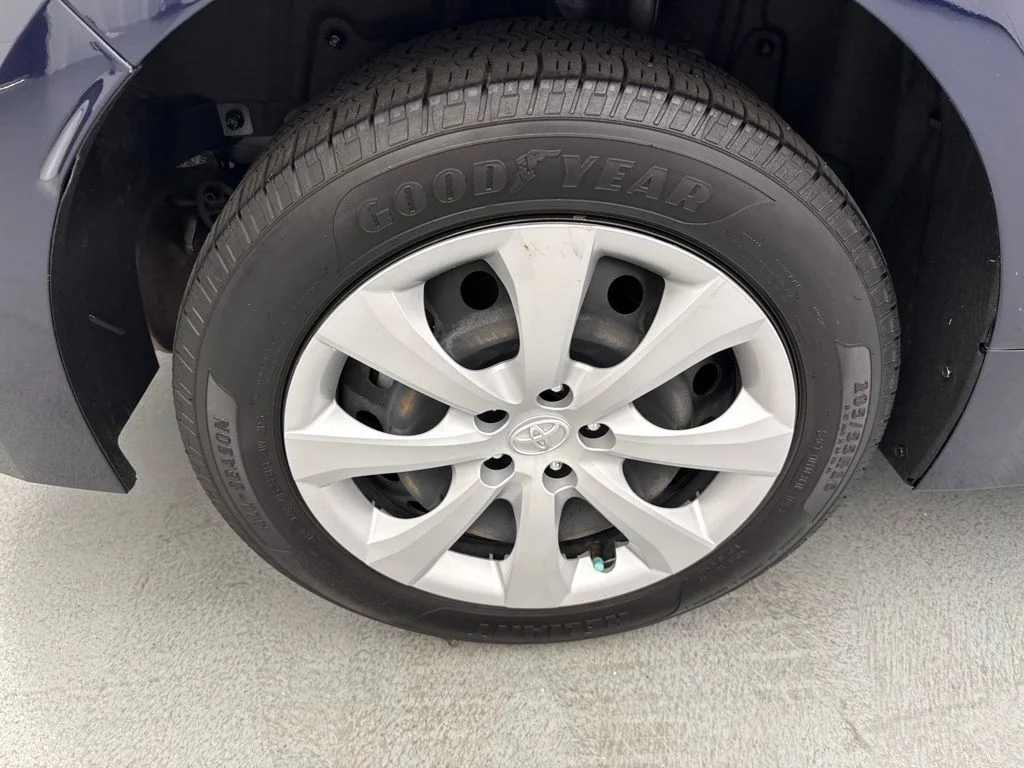 Used 2023  Toyota LE image 15
