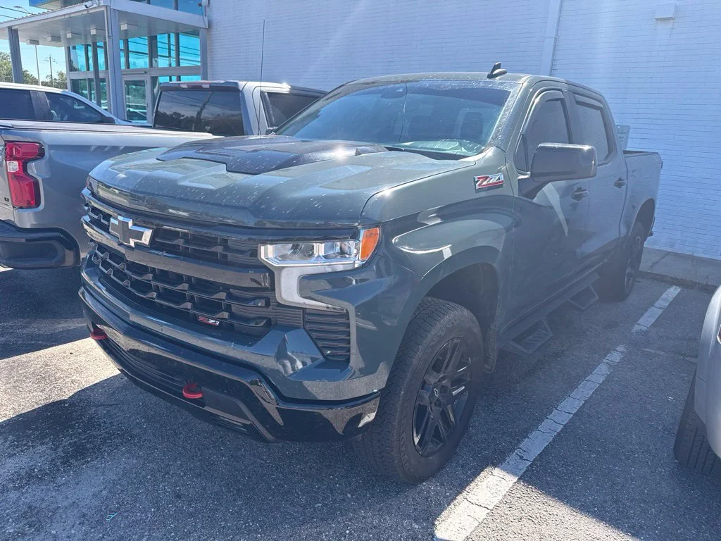 Used 2025 Gray Chevrolet LT Trail Boss image 1