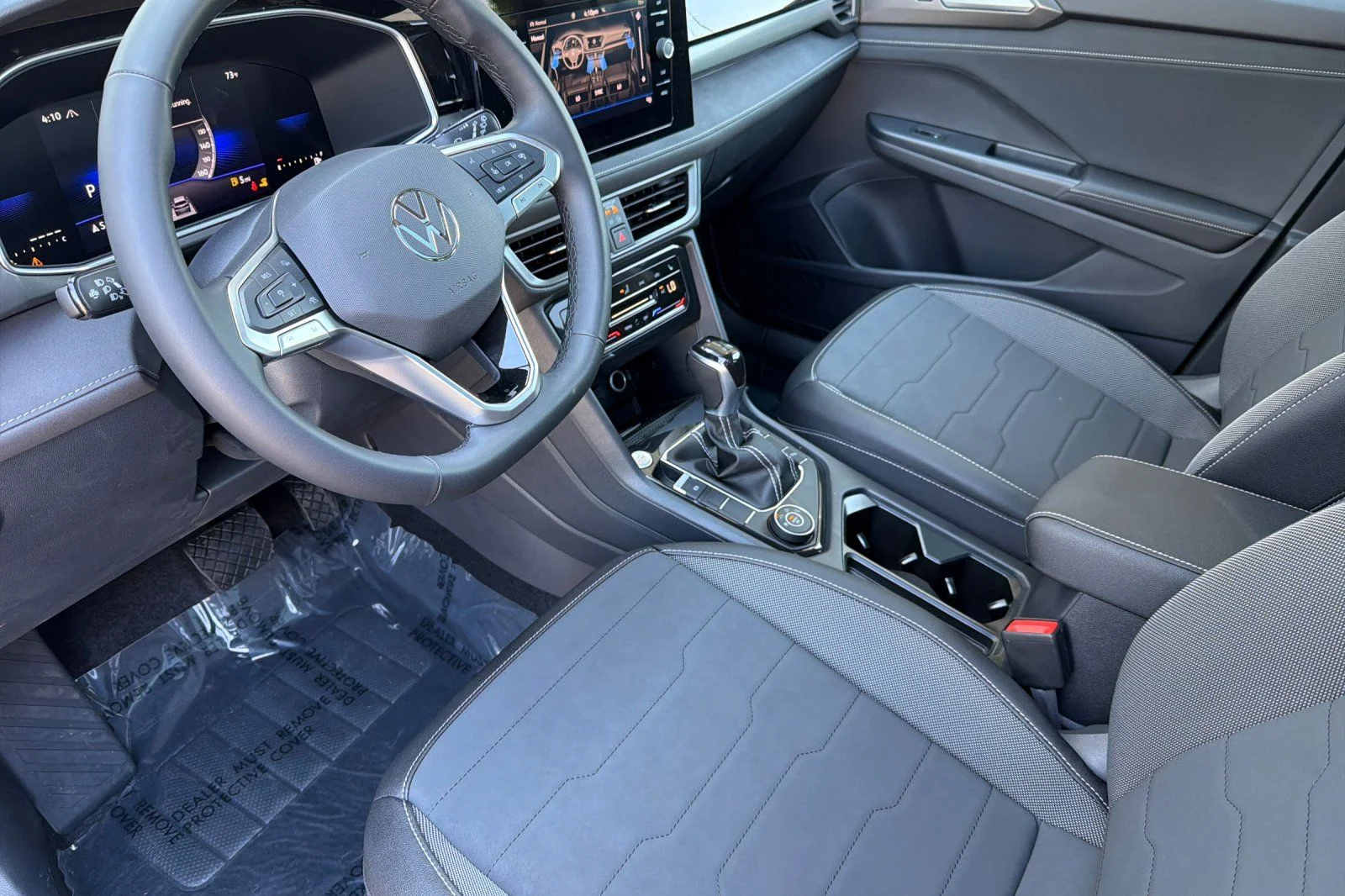 New 2026 White Volkswagen 1.5T SE Black image 9