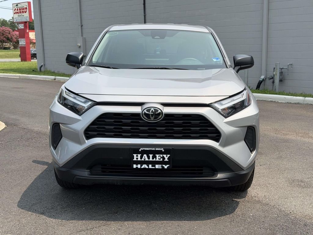 Used 2025 Silver Toyota LE image 23