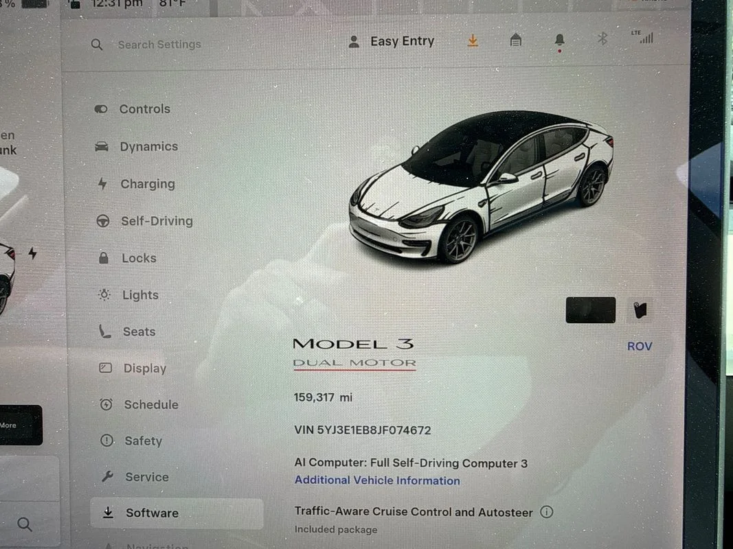 Used 2018 White Tesla  image 21