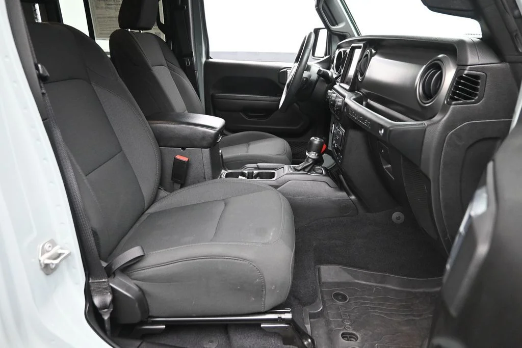 Used 2023 Gray Jeep Willys 4xe image 10