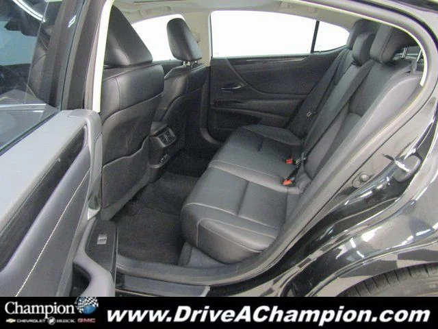 Used 2021 Black Lexus 350 image 15