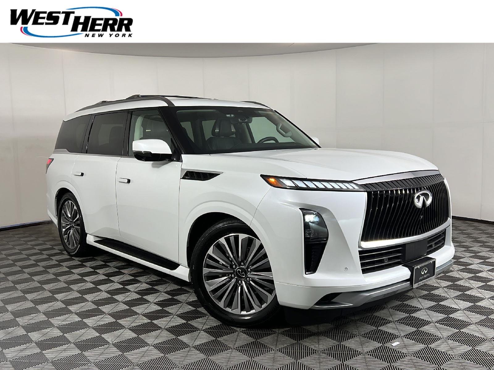 Used 2025 Radiant White INFINITI SENSORY image 1