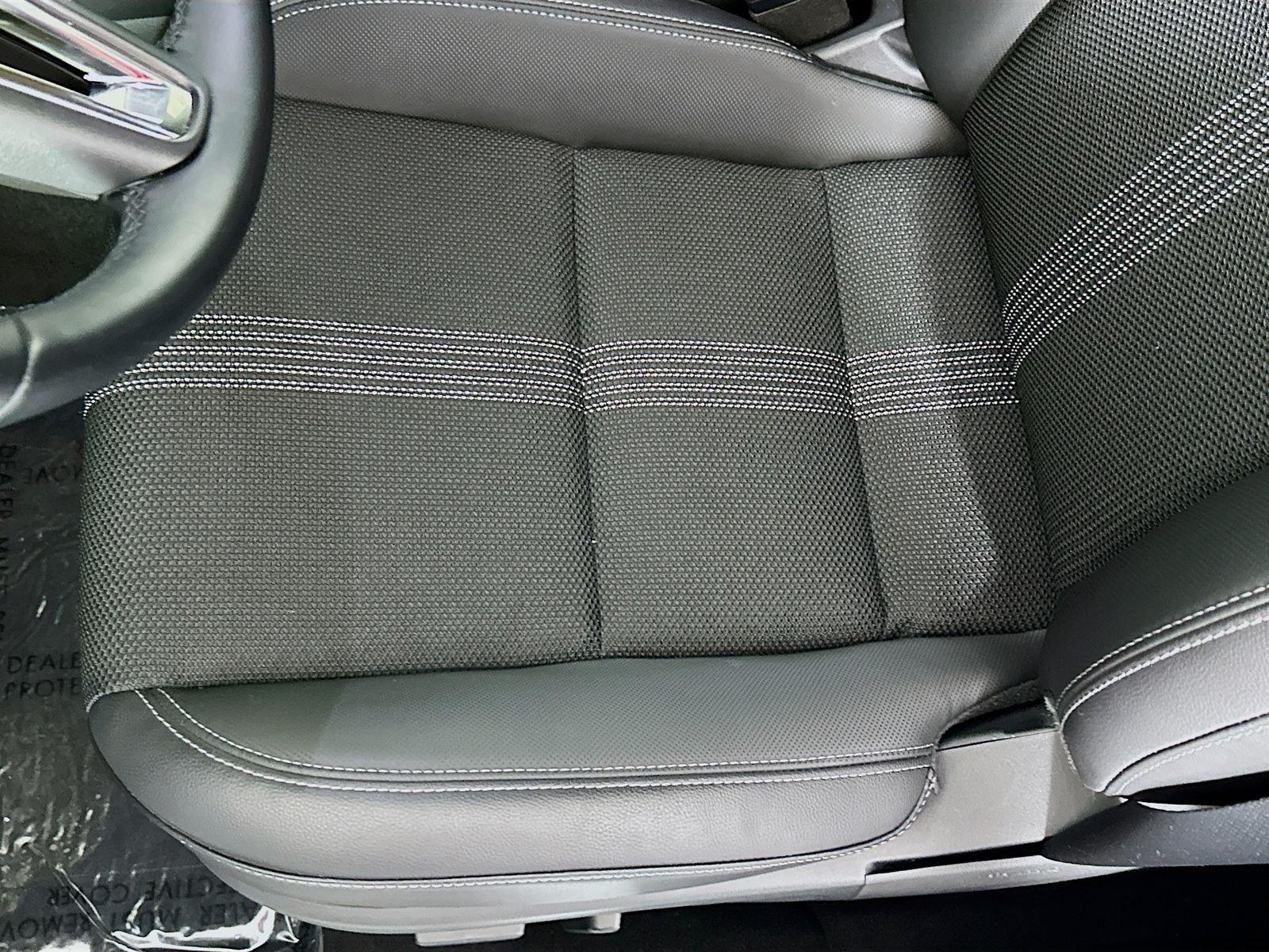 Certified Used 2025 Pearl Mazda 2.5 S Preferred Package Carplay Heated Seats Keyless image 19