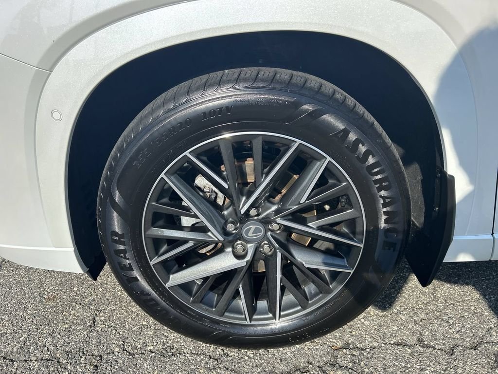 Used 2026 Pearl Lexus 350 Premium image 10